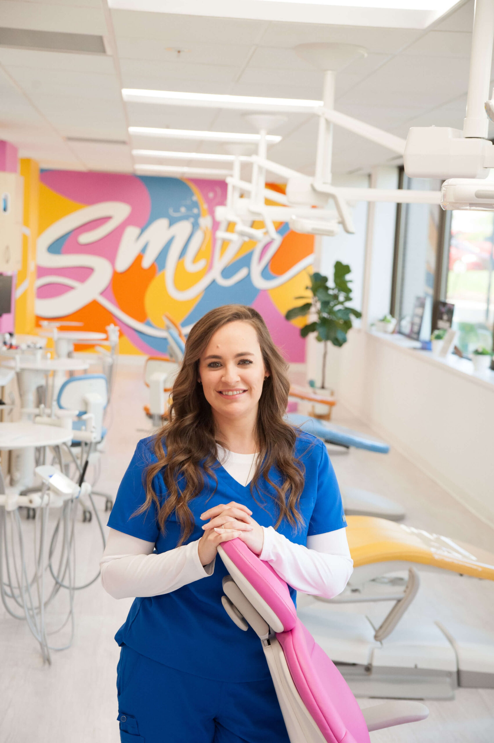 Wendy – Practice Administrator at Kids Smiles Pediatric Dentistry with advanced dental credentials (CDA, CRFDA, EFDA, FADAA)
